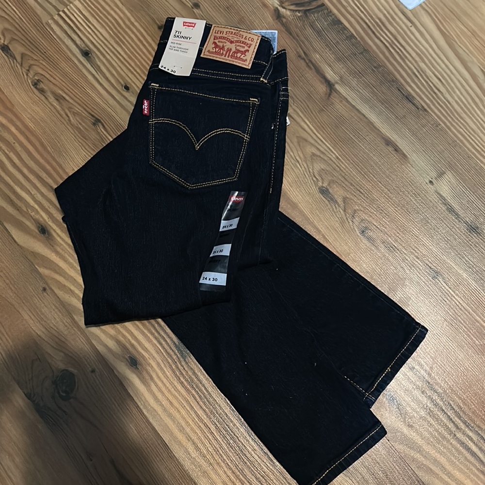 New Levi's Women's 711 Skinny Mid Rise Ankle Jeans 24 x 30 - Picture 4 of 8
